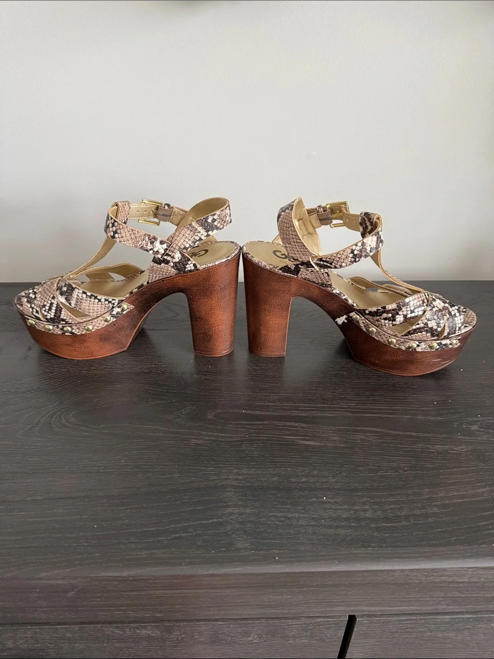 GBG Los Angeles Brown Tan Snake-Print T-Strap Heels